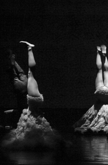 Do lado esquerdo de quem sobe