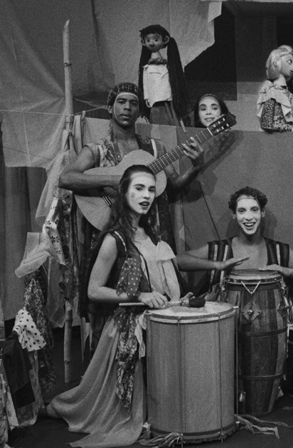 Hist&oacute;rias de len&ccedil;os e ventos