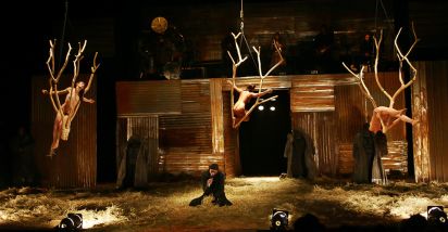 Uma m&atilde;e coragem e seus filhos no purgat&oacute;rio