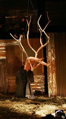 Uma m&atilde;e coragem e seus filhos no purgat&oacute;rio