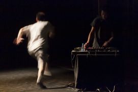 Interfer&ecirc;ncia Inacabada...Preste aten&ccedil;&atilde;o no Ru&iacute;do ao Fundo