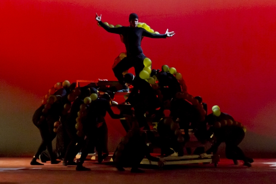 O Herói e a Armadura